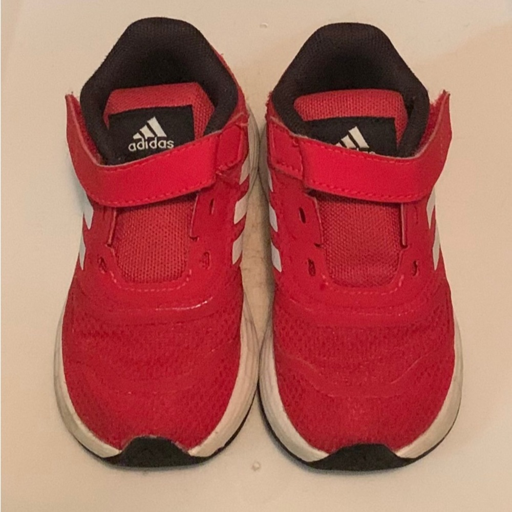 Adidas Duramo 10 EL Toddler Sneakers SIZE 5K EUC Missing shoelaces Red/Black